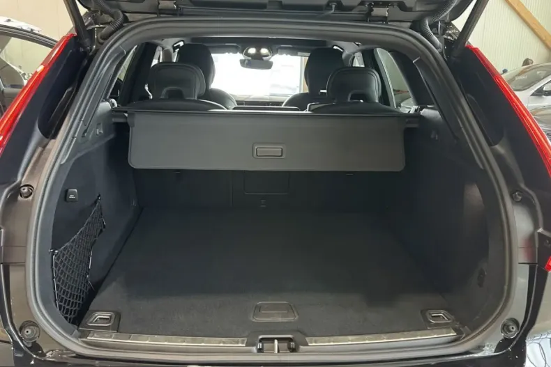 Volvo XC60 din 2025 cu 48.870 km - oferta VOL225305 - foto 11