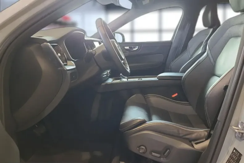 Volvo XC60 din 2025 cu 44.200 km - oferta VOL225308 - foto 6