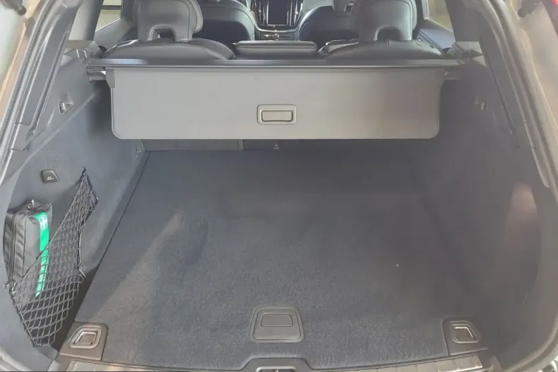 Volvo XC60 din 2025 cu 44.200 km - oferta VOL225308 - foto 12