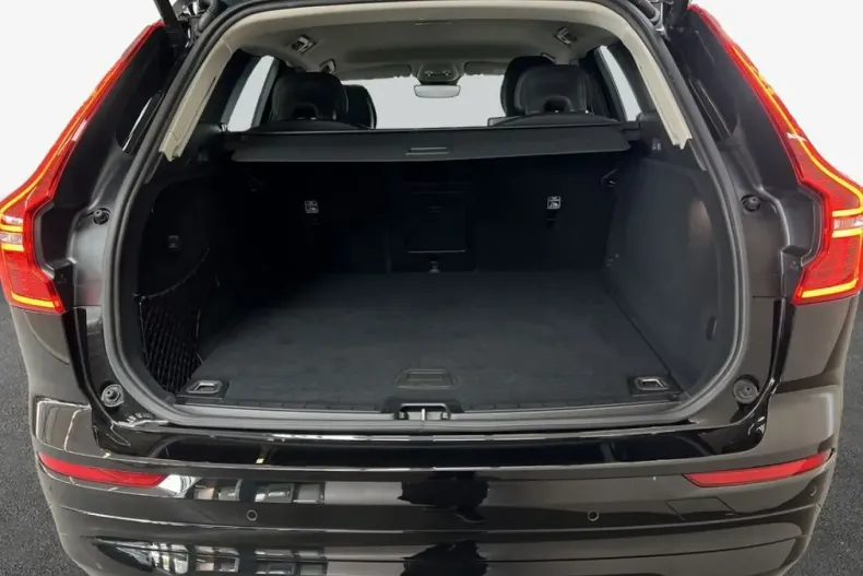 Volvo XC60 din 2025 cu 6.684 km - oferta VOL225310 - foto 8