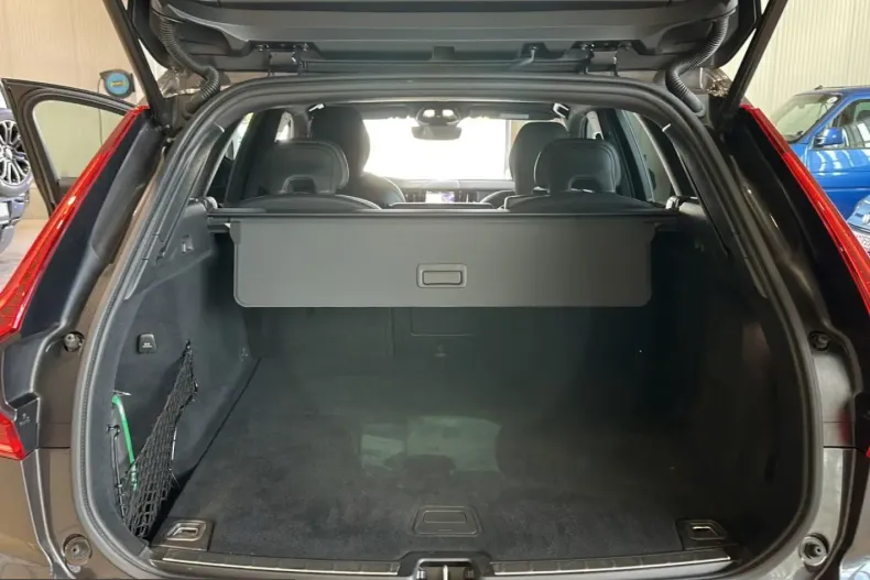 Volvo XC60 din 2025 cu 35.590 km - oferta VOL225311 - foto 13