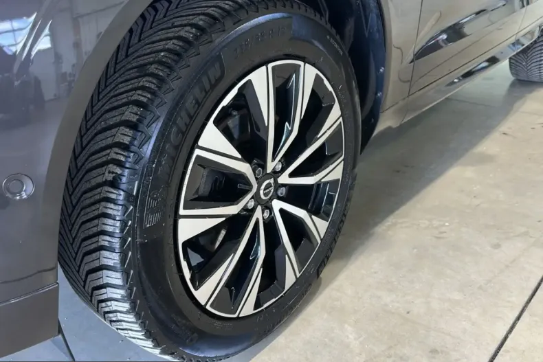 Volvo XC60 din 2025 cu 35.590 km - oferta VOL225311 - foto 14