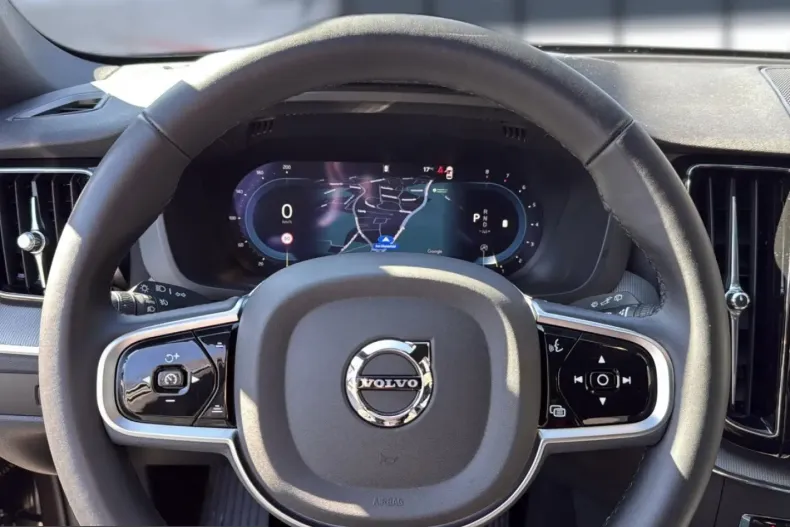 Volvo XC60 din 2025 cu 46.200 km - oferta VOL225312 - foto 11