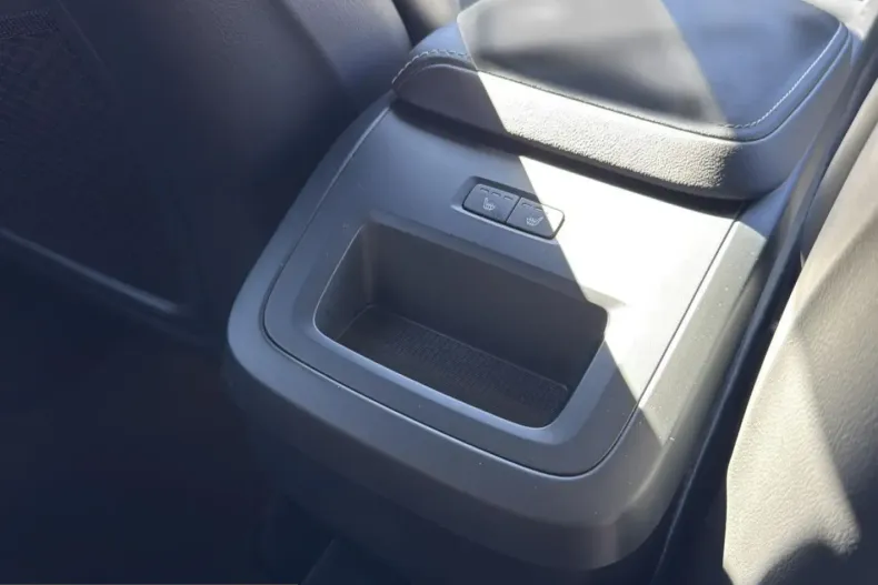 Volvo XC60 din 2025 cu 46.200 km - oferta VOL225312 - foto 20