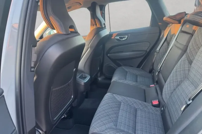 Volvo XC60 din 2025 cu 17.982 km - oferta VOL225314 - foto 15