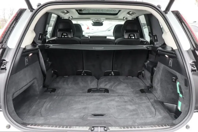 Volvo XC90 din 2025 cu 27.650 km - oferta VOL225318 - foto 8