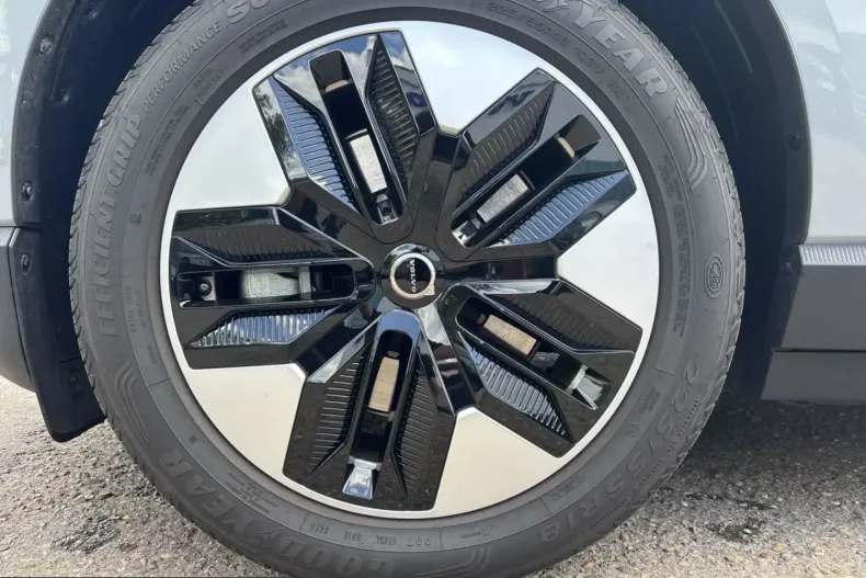 Volvo EX30 din 2024 cu 14.790 km - oferta VOL225321 - foto 8