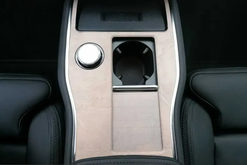 Volvo EX90 din 2024 cu 29.542 km - oferta VOL225322 - foto 9