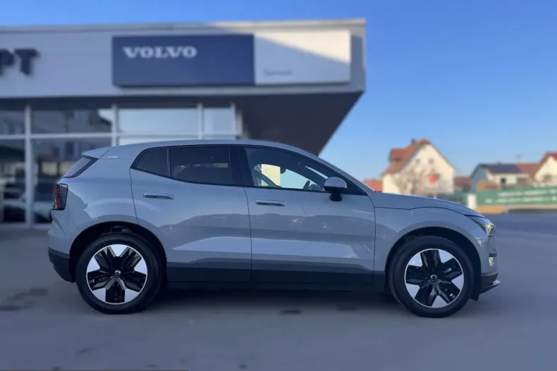 Volvo EX30 din 2024 cu 22.000 km - oferta VOL225323 - foto 3