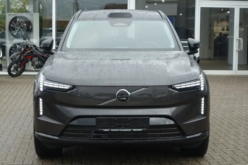 Volvo EX90 din 2024 cu 6.990 km - oferta VOL225325 - foto 3