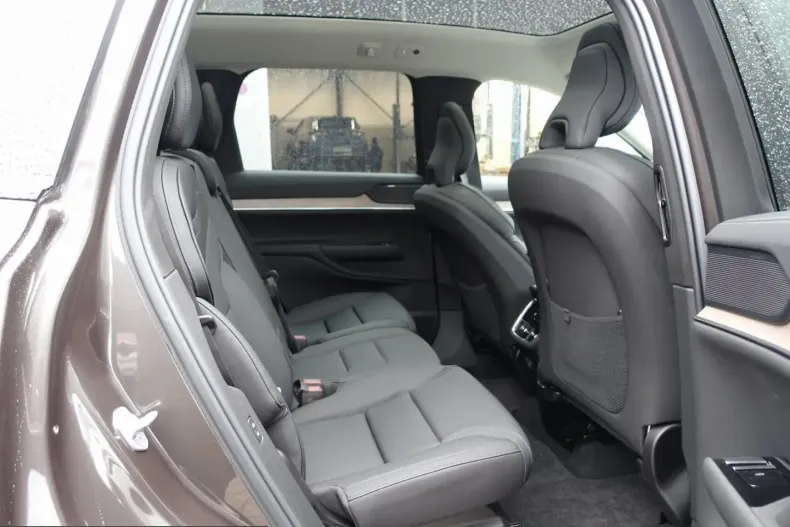 Volvo EX90 din 2024 cu 6.990 km - oferta VOL225325 - foto 10