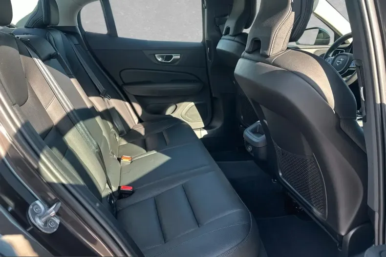Volvo S60 din 2024 cu 29.000 km - oferta VOL225327 - foto 5