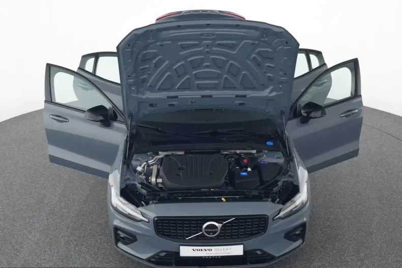 Volvo S60 din 2025 cu 9.999 km - oferta VOL225330 - foto 13