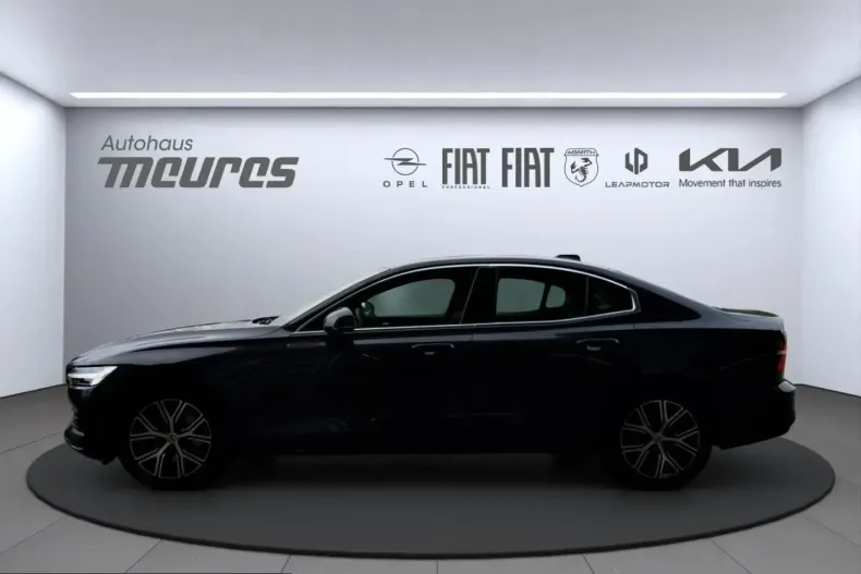 Volvo S60 din 2024 cu 32.672 km - oferta VOL225333 - foto 2