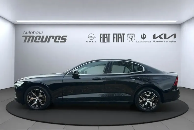 Volvo S60 din 2024 cu 38.178 km - oferta VOL225334 - foto 2