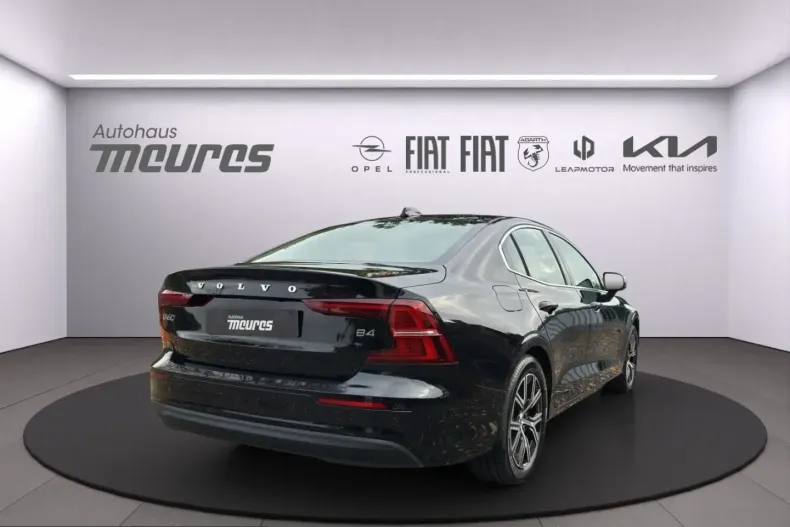 Volvo S60 din 2024 cu 38.178 km - oferta VOL225334 - foto 4