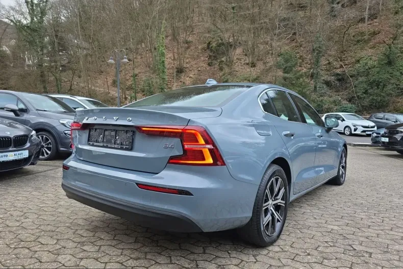Volvo S60 din 2024 cu 24.350 km - oferta VOL225336 - foto 3