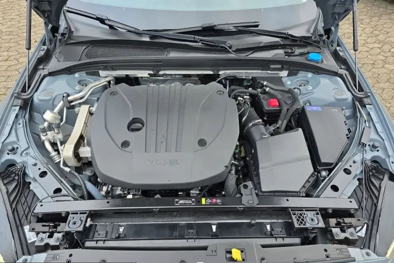 Volvo S60 din 2024 cu 24.350 km - oferta VOL225336 - foto 15