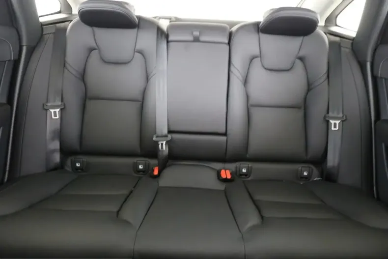 Volvo S90 din 2024 cu 24.860 km - oferta VOL225338 - foto 11