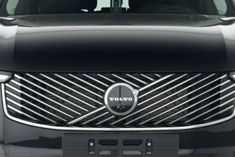 Volvo XC90 din 2025 cu 26.902 km - oferta VOL225339 - foto 4
