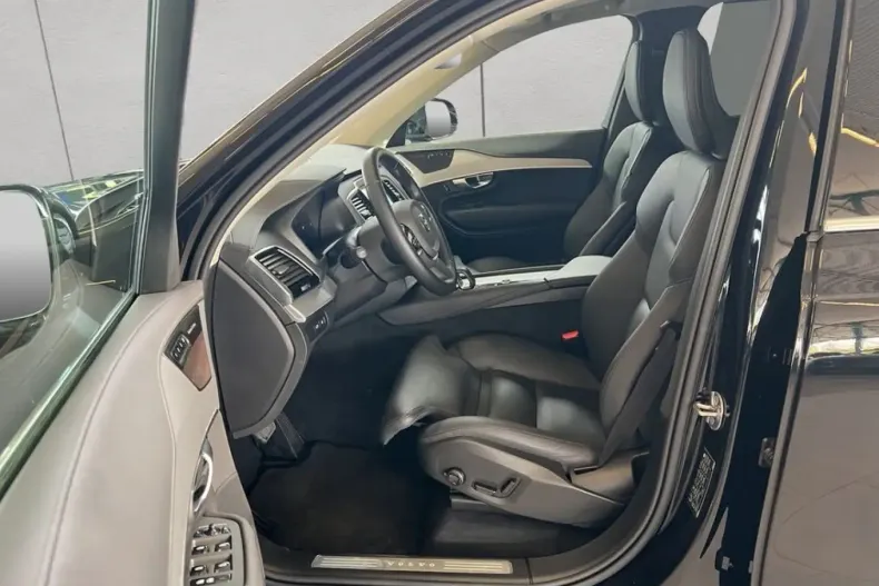 Volvo XC90 din 2025 cu 13.476 km - oferta VOL225341 - foto 16