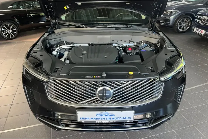 Volvo XC90 din 2025 cu 23.365 km - oferta VOL225343 - foto 4