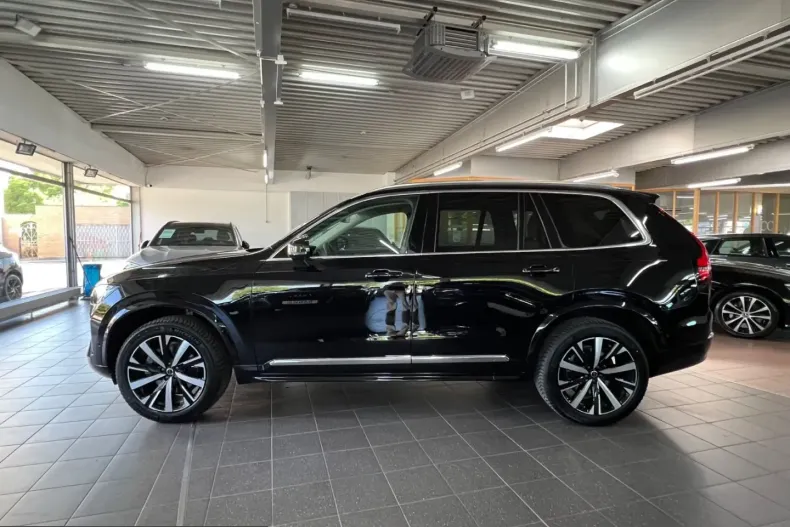 Volvo XC90 din 2025 cu 23.365 km - oferta VOL225343 - foto 6
