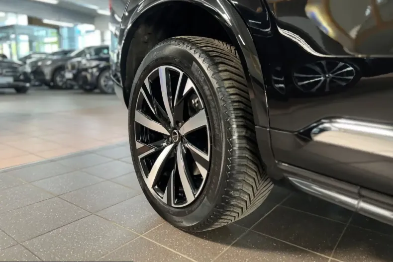Volvo XC90 din 2025 cu 23.365 km - oferta VOL225343 - foto 12