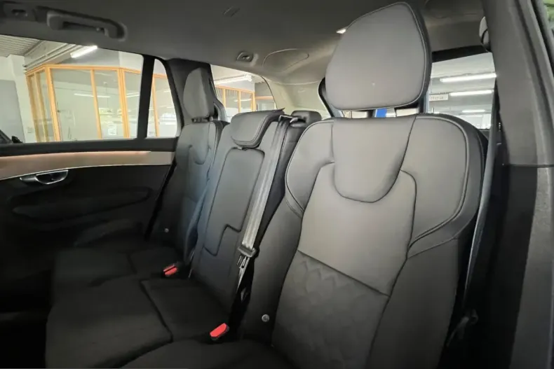 Volvo XC90 din 2025 cu 23.365 km - oferta VOL225343 - foto 22
