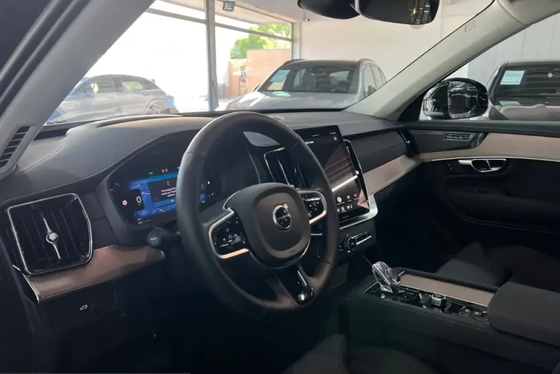 Volvo XC90 din 2025 cu 23.365 km - oferta VOL225343 - foto 28