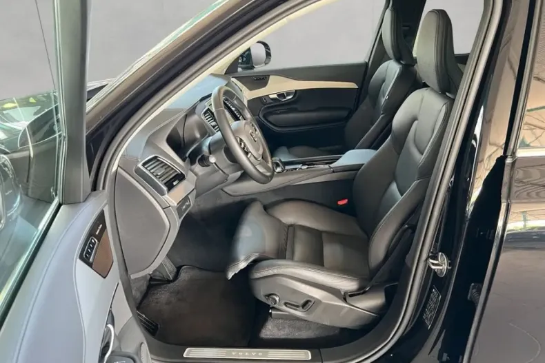 Volvo XC90 din 2025 cu 42.710 km - oferta VOL225344 - foto 10