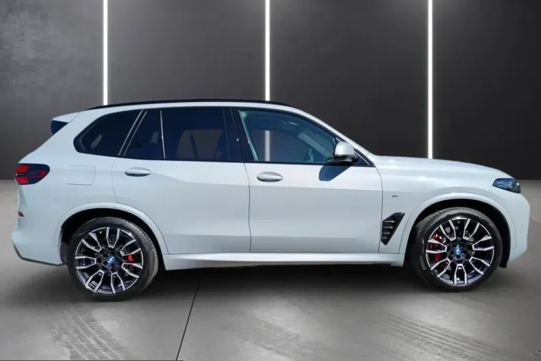 BMW X5 (Seria X) din 2024 cu 27.048 km - oferta BMW225346 - foto 2