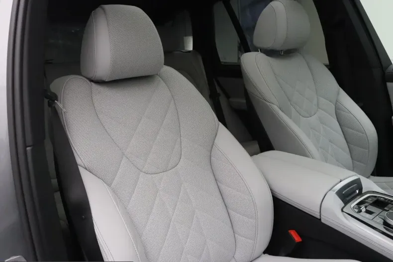 BMW X5 (Seria X) din 2024 cu 52.898 km - oferta BMW225348 - foto 25