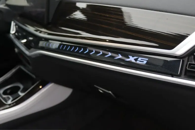 BMW X5 (Seria X) din 2024 cu 52.898 km - oferta BMW225348 - foto 27