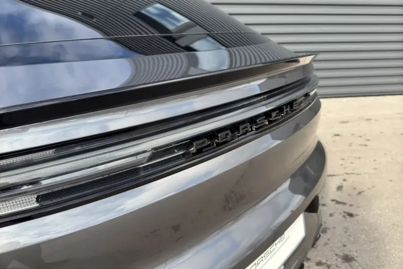 Porsche Cayenne din 2024 cu 16.900 km - oferta POR225355 - foto 25