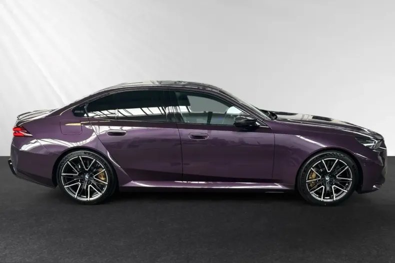 BMW M5 (Seria 5) din 2024 cu 9.330 km - oferta BMW225356 - foto 1