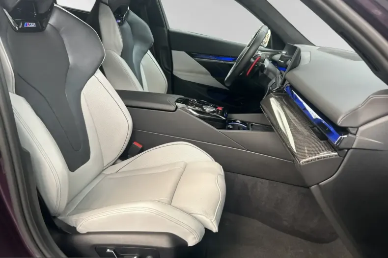 BMW M5 (Seria 5) din 2024 cu 9.330 km - oferta BMW225356 - foto 6