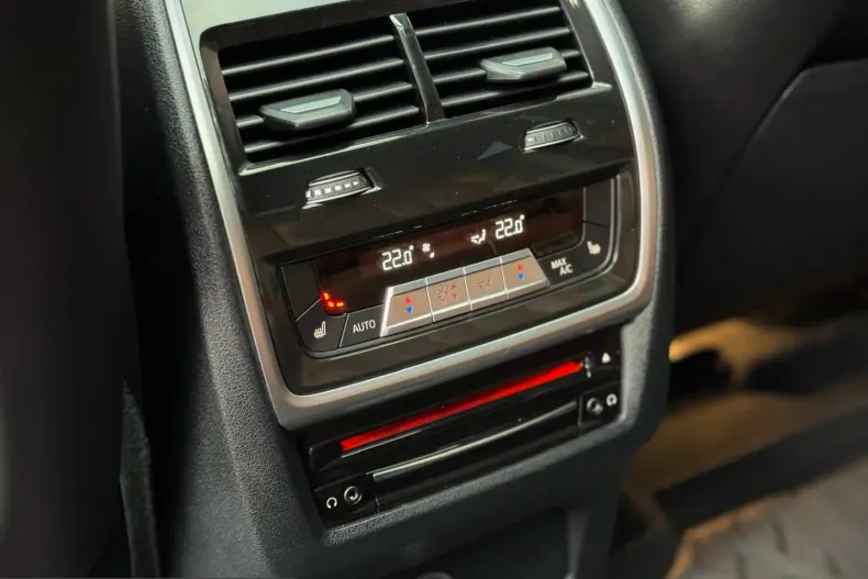 BMW X6 (Seria X) din 2023 cu 93.000 km - oferta BMW225357 - foto 21
