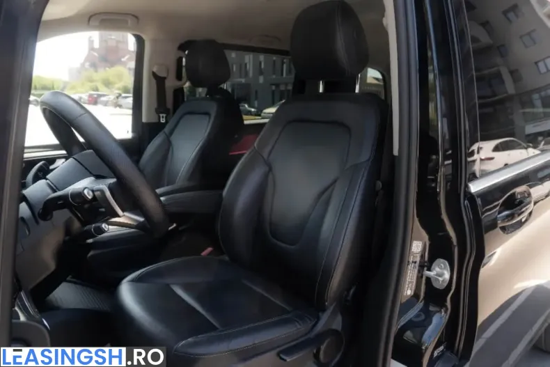 Mercedes-Benz V 220 (Clasa V) din 2023 cu 66.800 km - oferta MER225360 - foto 29