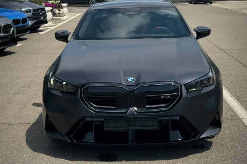 BMW M5 (Seria 5) din 2026 cu 40 km - oferta BMW225362 - foto 3