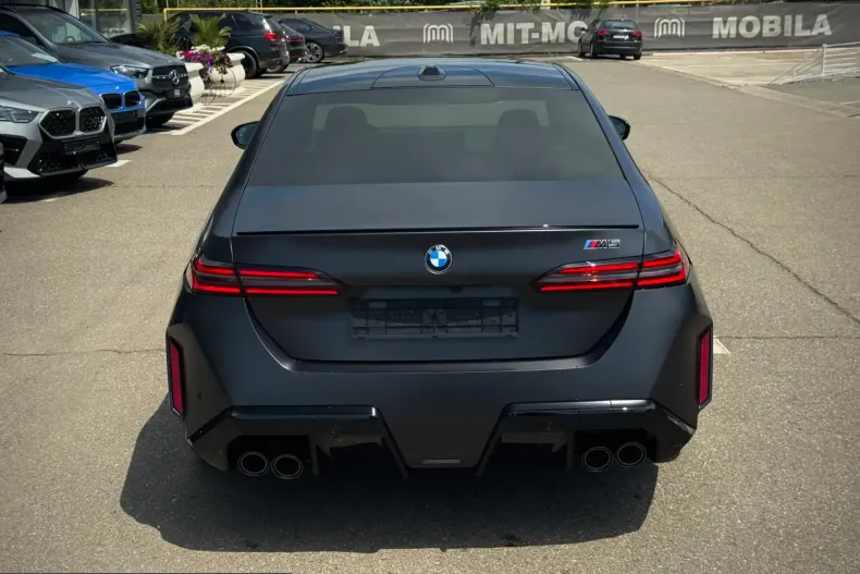 BMW M5 (Seria 5) din 2026 cu 40 km - oferta BMW225362 - foto 13