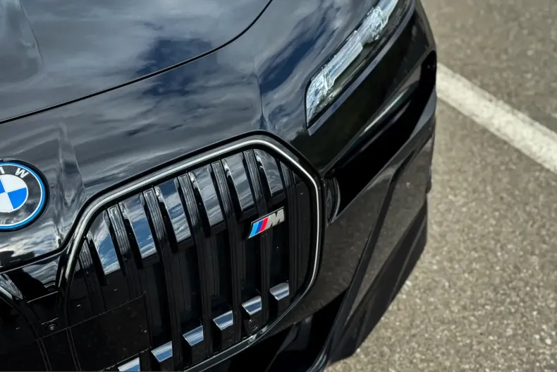 BMW M760 (Seria 7) din 2025 cu 15.000 km - oferta BMW225363 - foto 3