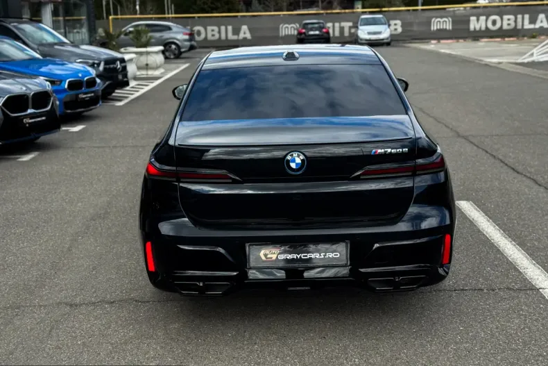 BMW M760 (Seria 7) din 2025 cu 15.000 km - oferta BMW225363 - foto 10