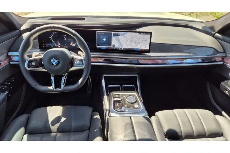 BMW 740 (Seria 7) din 2025 cu 10.391 km - oferta BMW225371 - foto 4