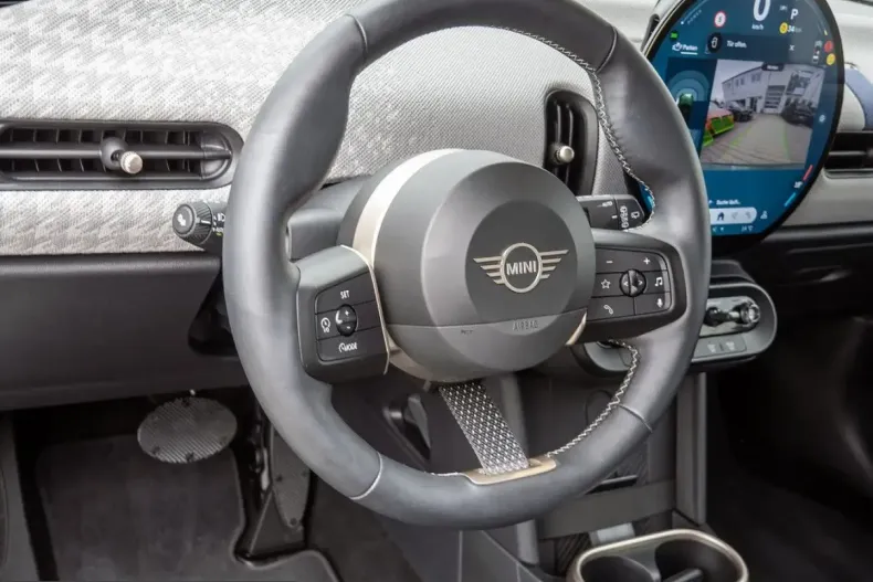 MINI Cooper S din 2025 cu 19.639 km - oferta MIN225374 - foto 8