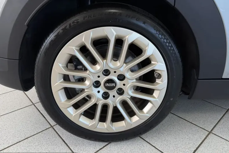 MINI Cooper S din 2025 cu 3.243 km - oferta MIN225376 - foto 8
