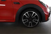 MINI Cooper S din 2024 cu 23.699 km - oferta MIN225380 - foto 5