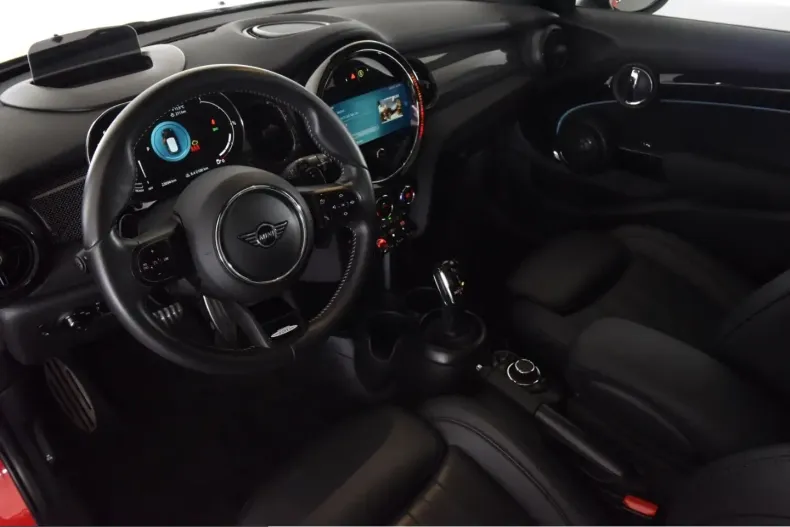 MINI Cooper S din 2024 cu 23.699 km - oferta MIN225380 - foto 8