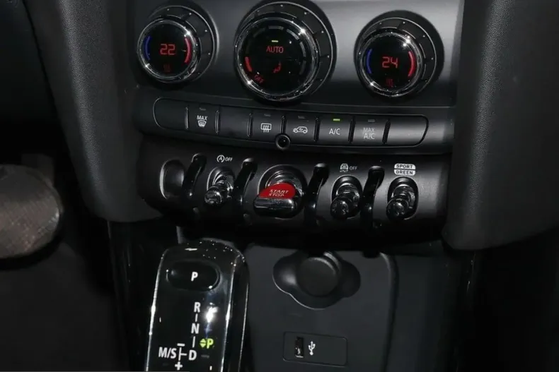 MINI Cooper S din 2023 cu 48.732 km - oferta MIN225381 - foto 7