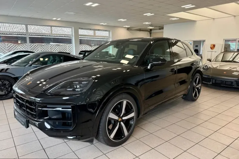 Porsche Cayenne din 2023 cu 13.151 km - oferta POR225383 - foto 2